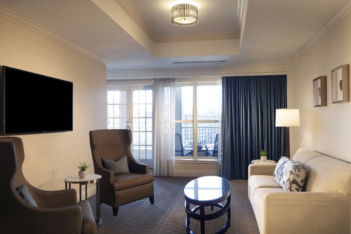 Room 43 of 103