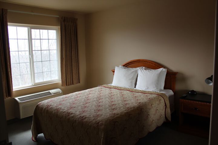 Room 19 of 39