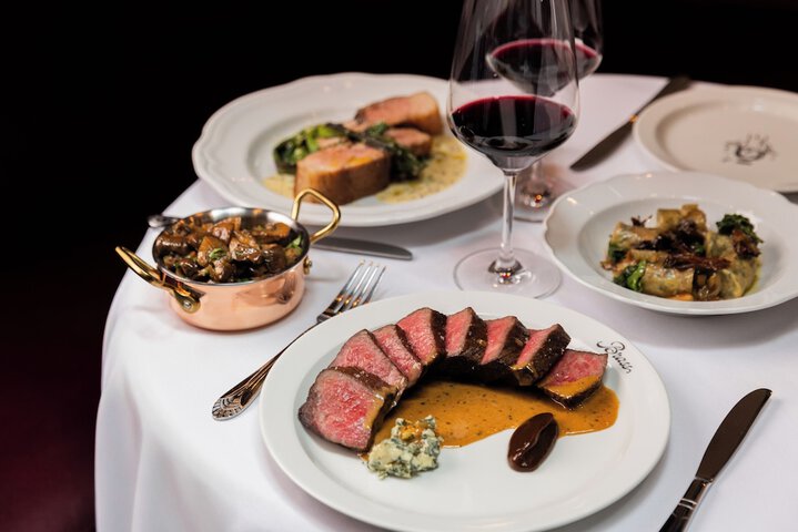 Dining 37 of 53