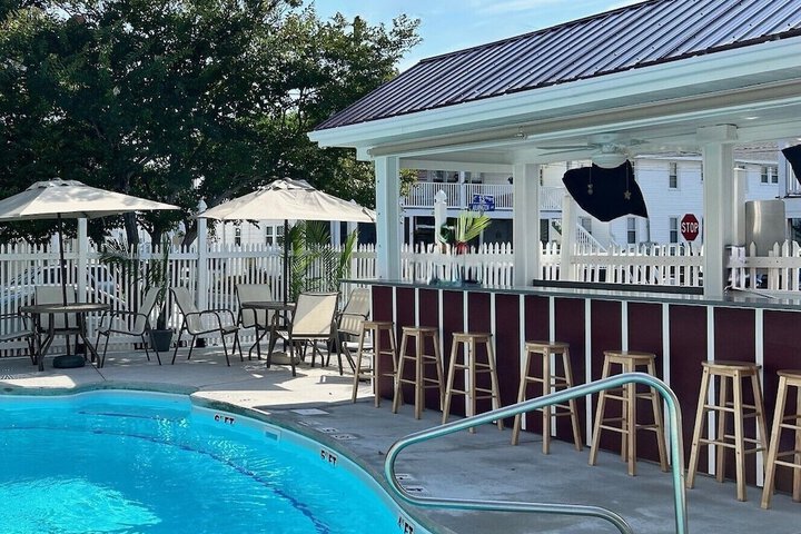 Pool 4 of 83