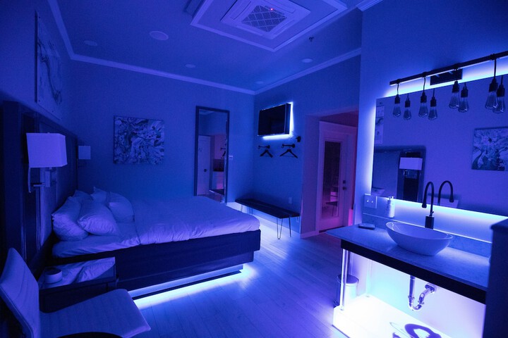 Room 96 of 140