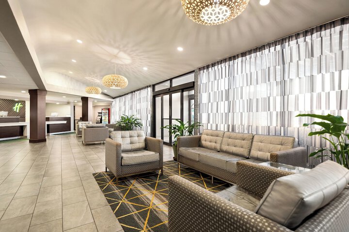 Hotel 3 of 72