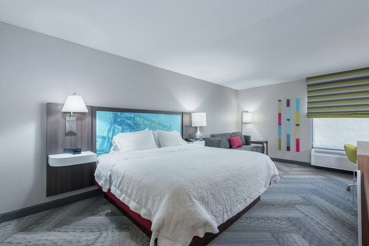 Room 16 of 27