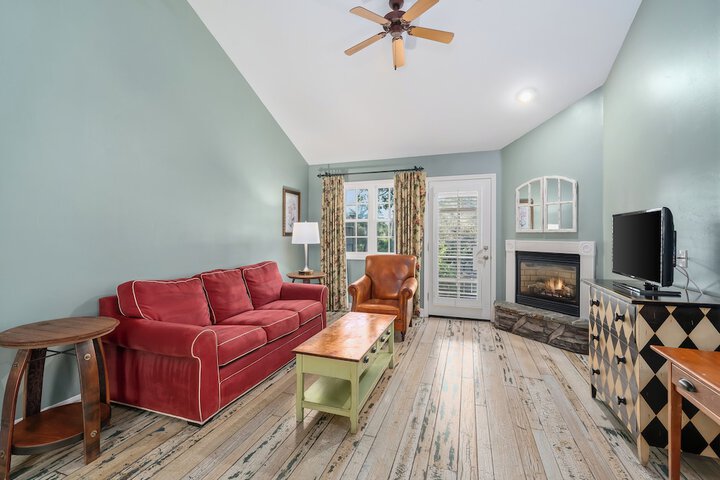 Cambria Pines Lodge