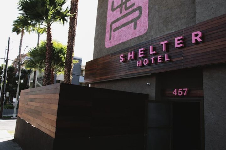 Hotel 2 of 43