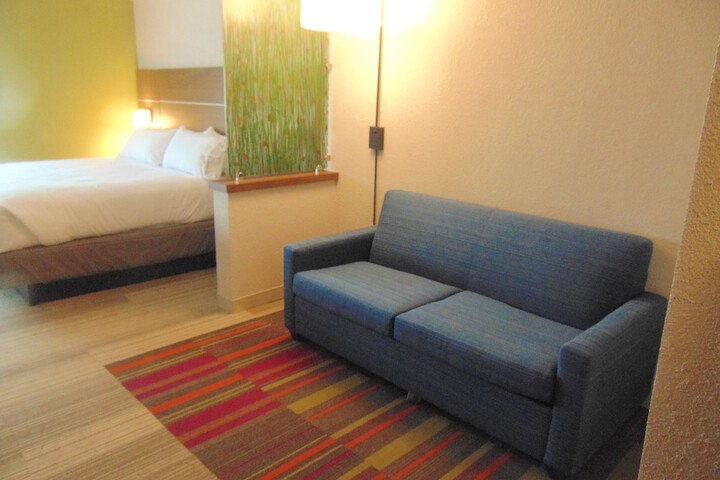 Room 58 of 84