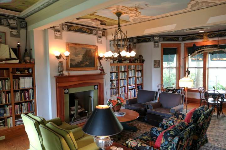 Roanoke Island Inn