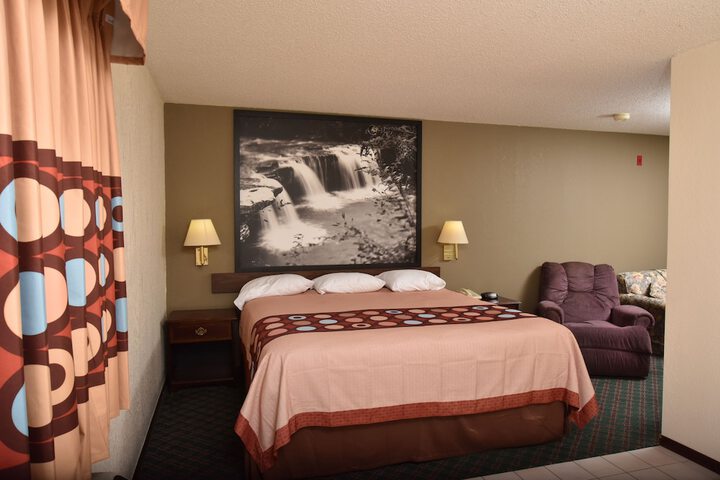 Room 21 of 47