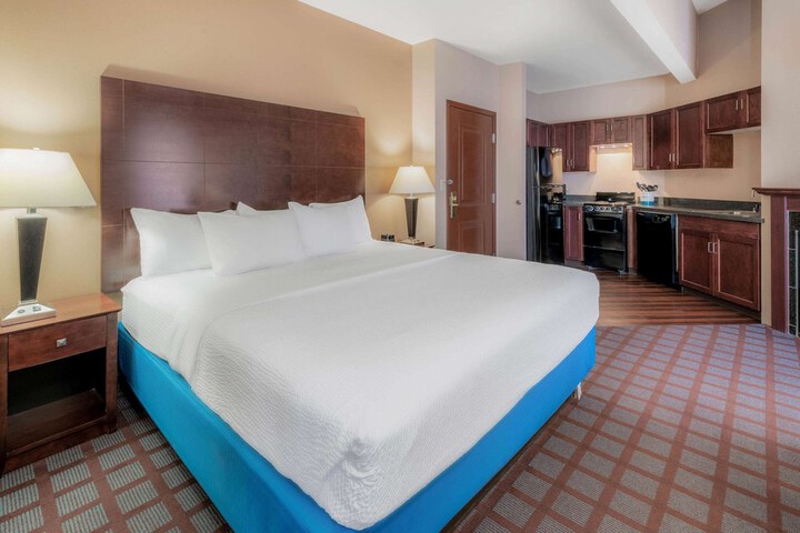 Room 15 of 29