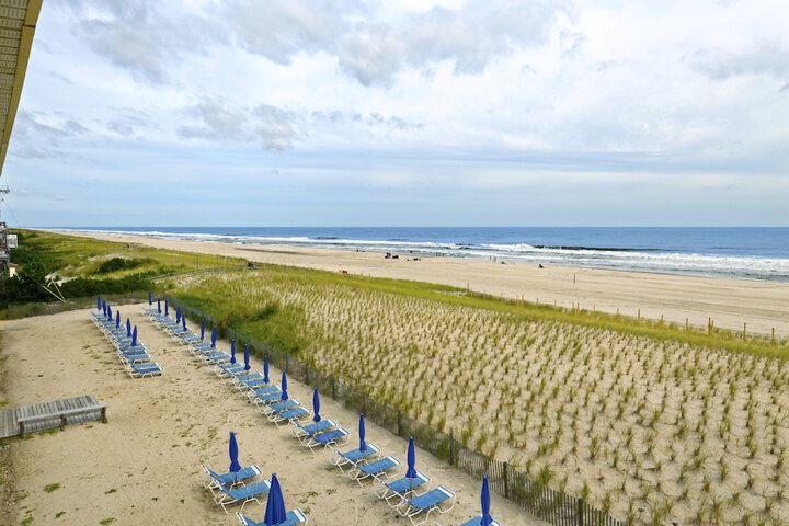 Beach 54 of 67