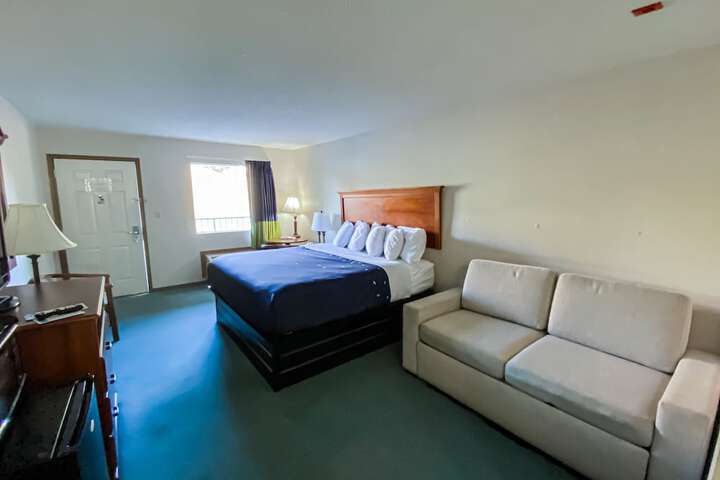 Room 25 of 36