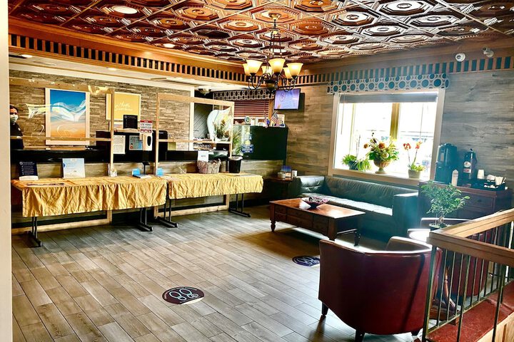 Days Inn by Wyndham Pensacola - Historic Downtown