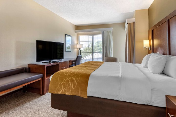 Room 18 of 48