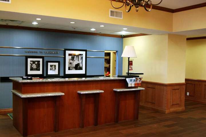 Hampton Inn Dallas-Rockwall