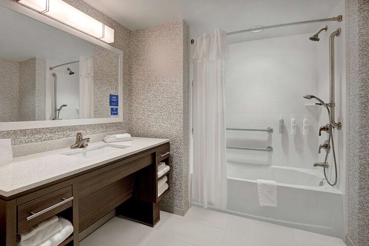 Home2 Suites by Hilton Lakewood Ranch