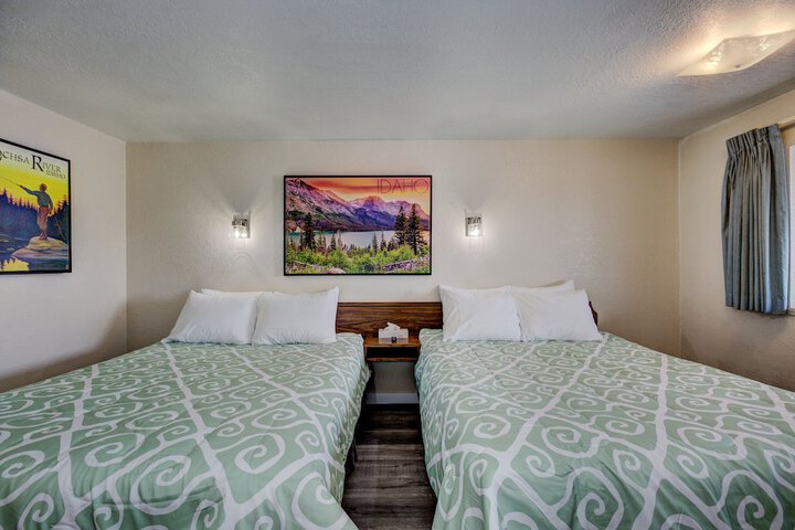 Room 18 of 21