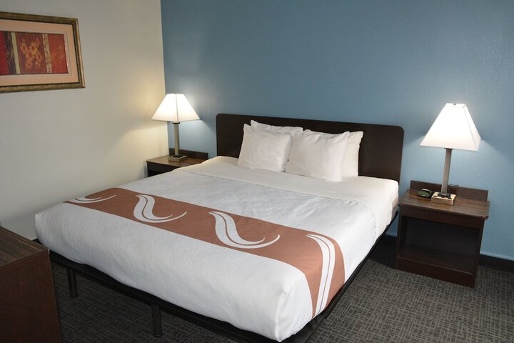 Room 20 of 64