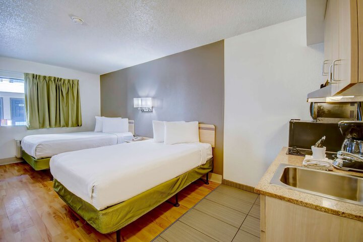 Room 25 of 26