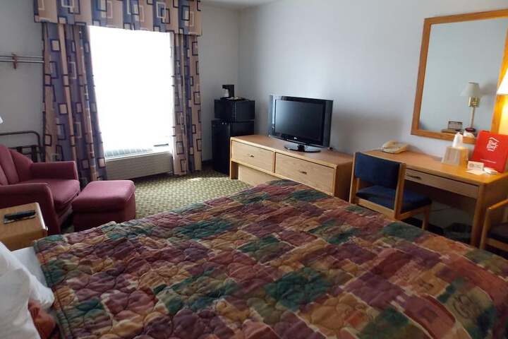 Room 10 of 30
