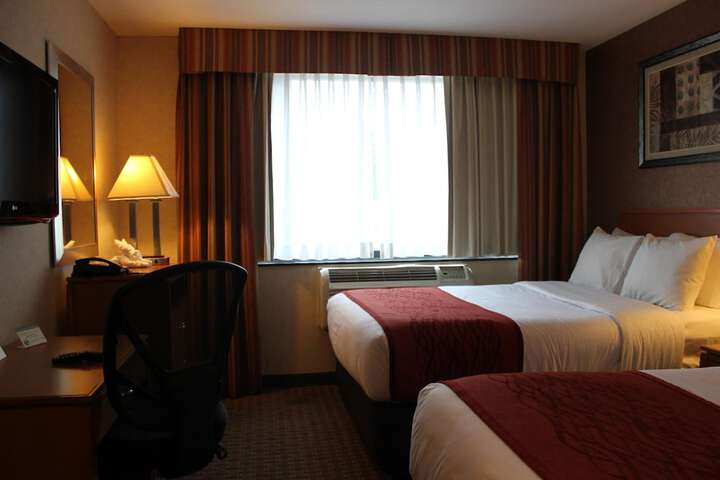 Room 28 of 40