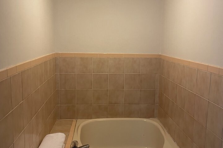 Room 43 of 71