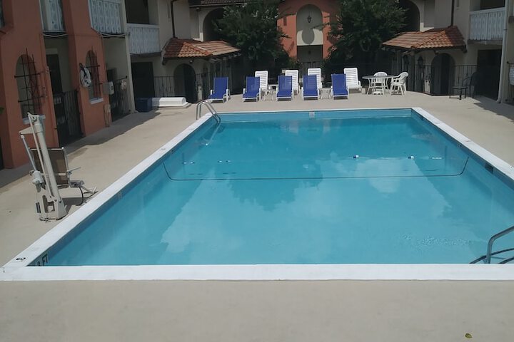 Pool 3 of 17