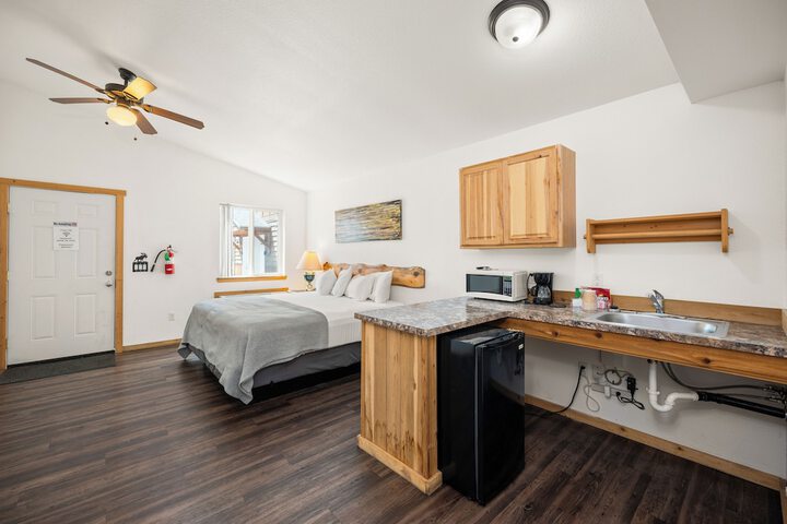 Room 20 of 27