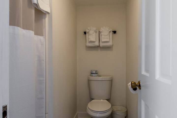 Room 86 of 153