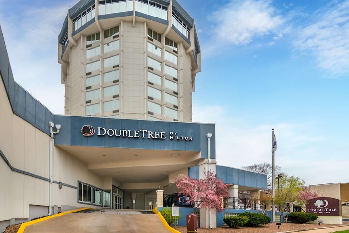 Hotel 4 of 33