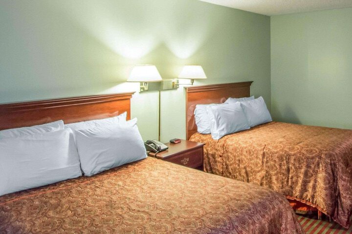 Room 15 of 29