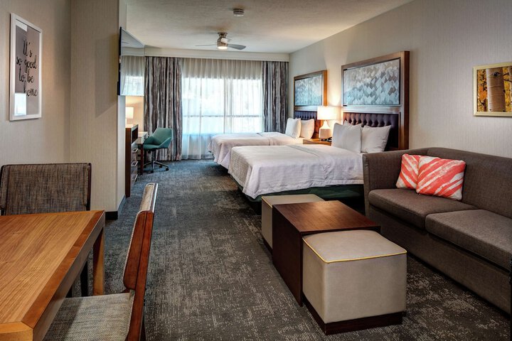 Room 72 of 103