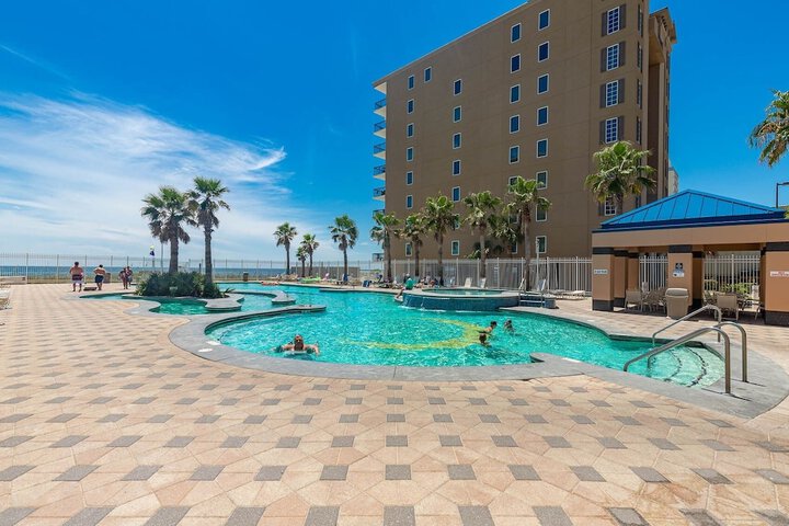 Pool 10 of 40