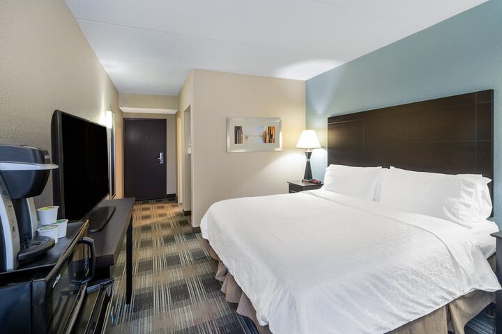 Room 8 of 41
