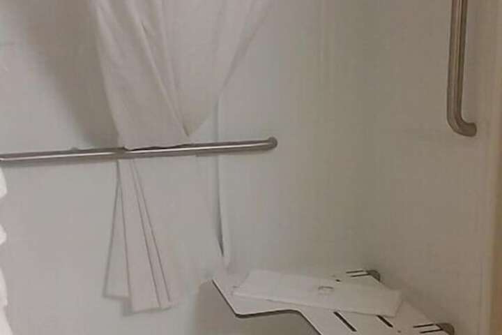 Room 14 of 22