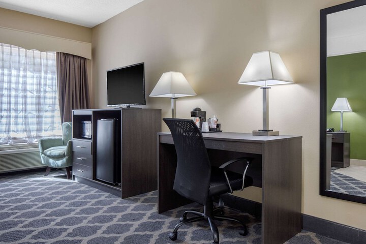 Quality Inn Kingstree North