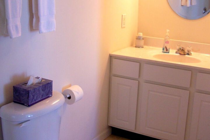 Room 12 of 27