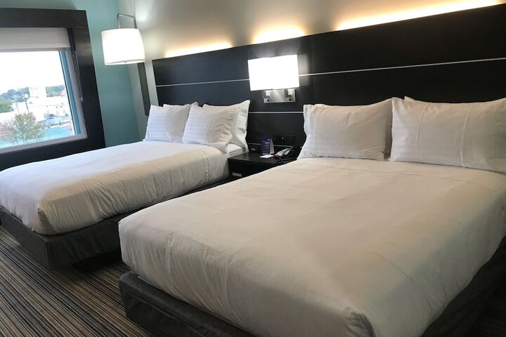 Room 42 of 58