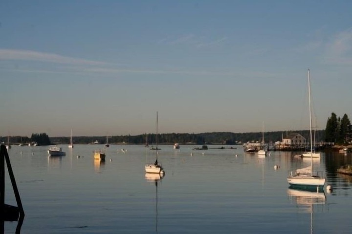 Tugboat Inn