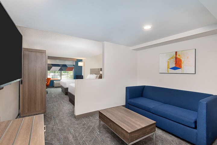 Room 31 of 60