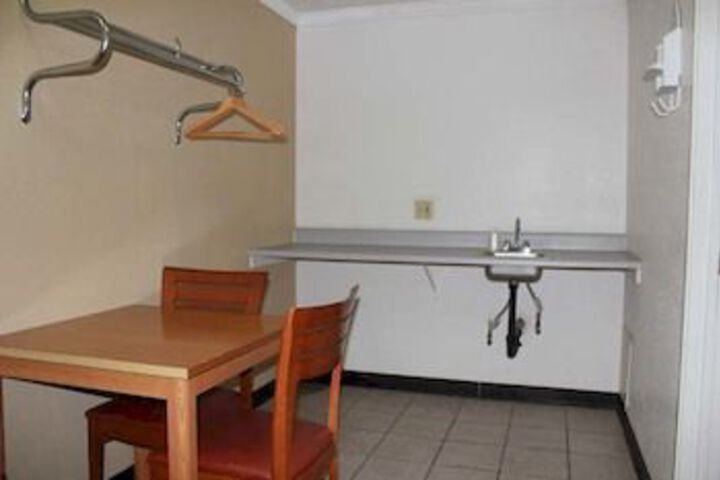 Holiday Lodge
