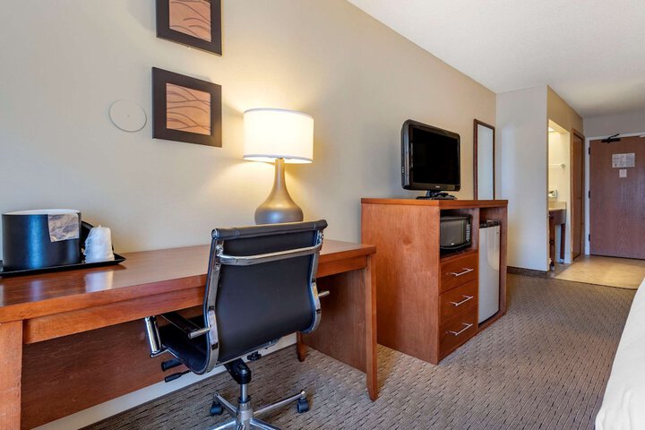 Room 53 of 89