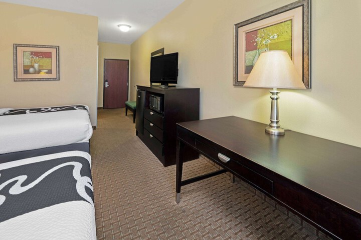 Room 25 of 31