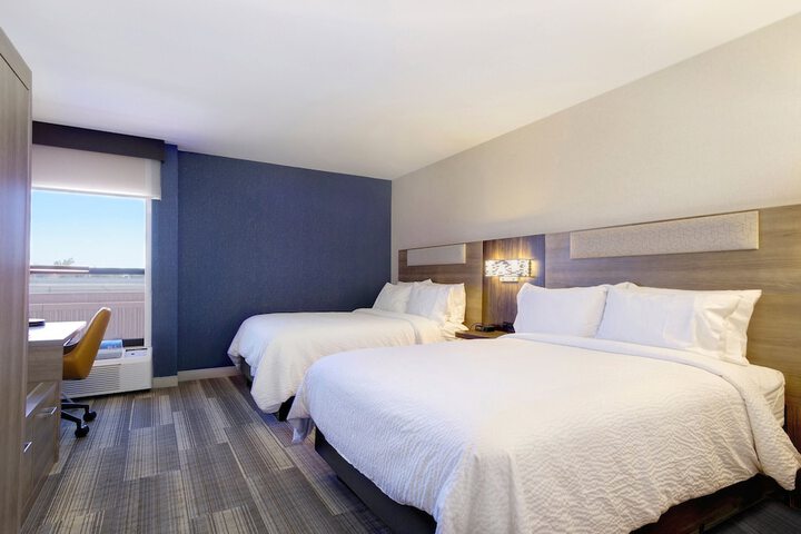 Room 27 of 50