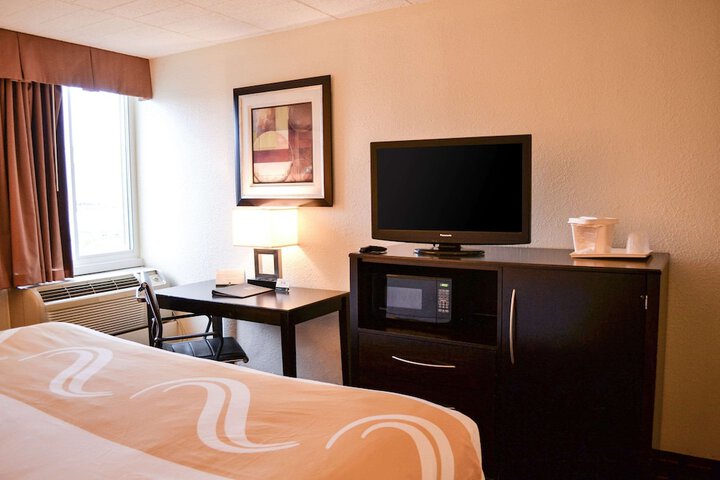 Comfort Inn Dunmore - Scranton East