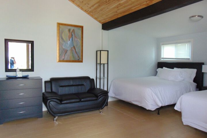 Room 34 of 54