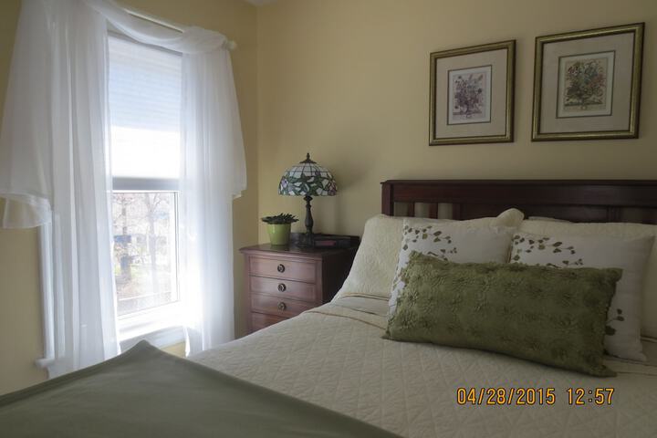 Room 13 of 22