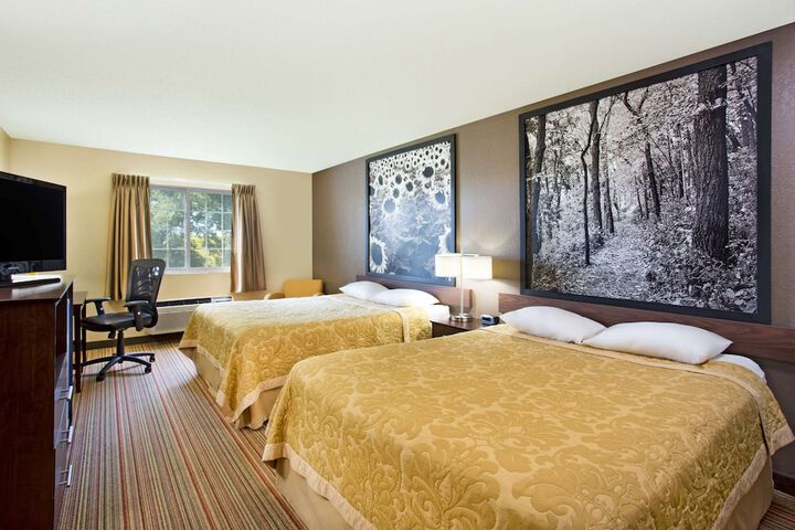 Room 6 of 31