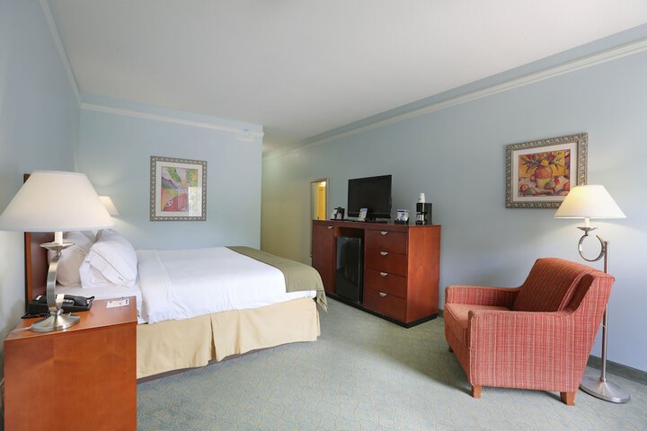 Room 47 of 73