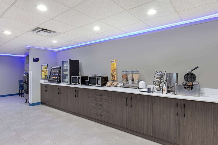 Microtel Inn & Suites by Wyndham Manchester