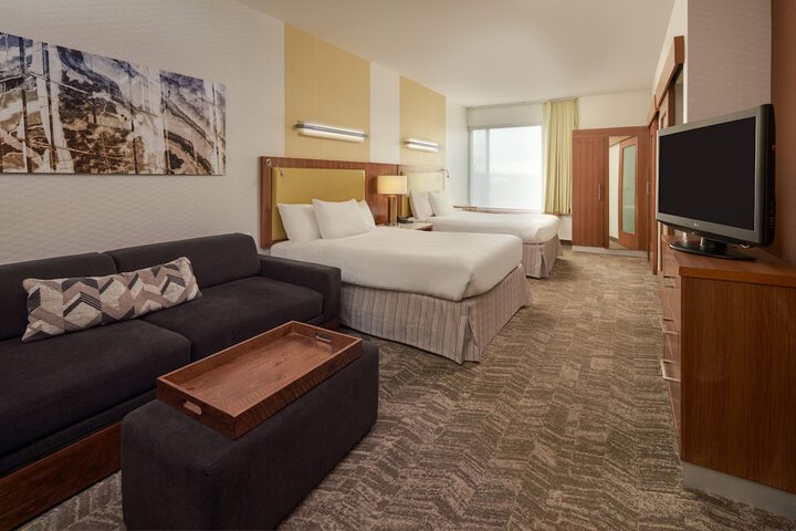 Room 16 of 27